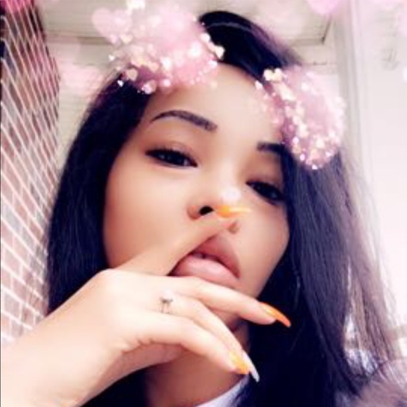 Meet your Posher, Lakeisha - Picture 1 of 1